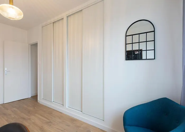 Lägenhet Le Radieux De Placieux - Pour 6 Avec Parking Prive *